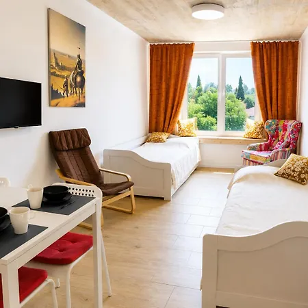 Apartman Brand New Penthouse #35 Near Center With Free Parking